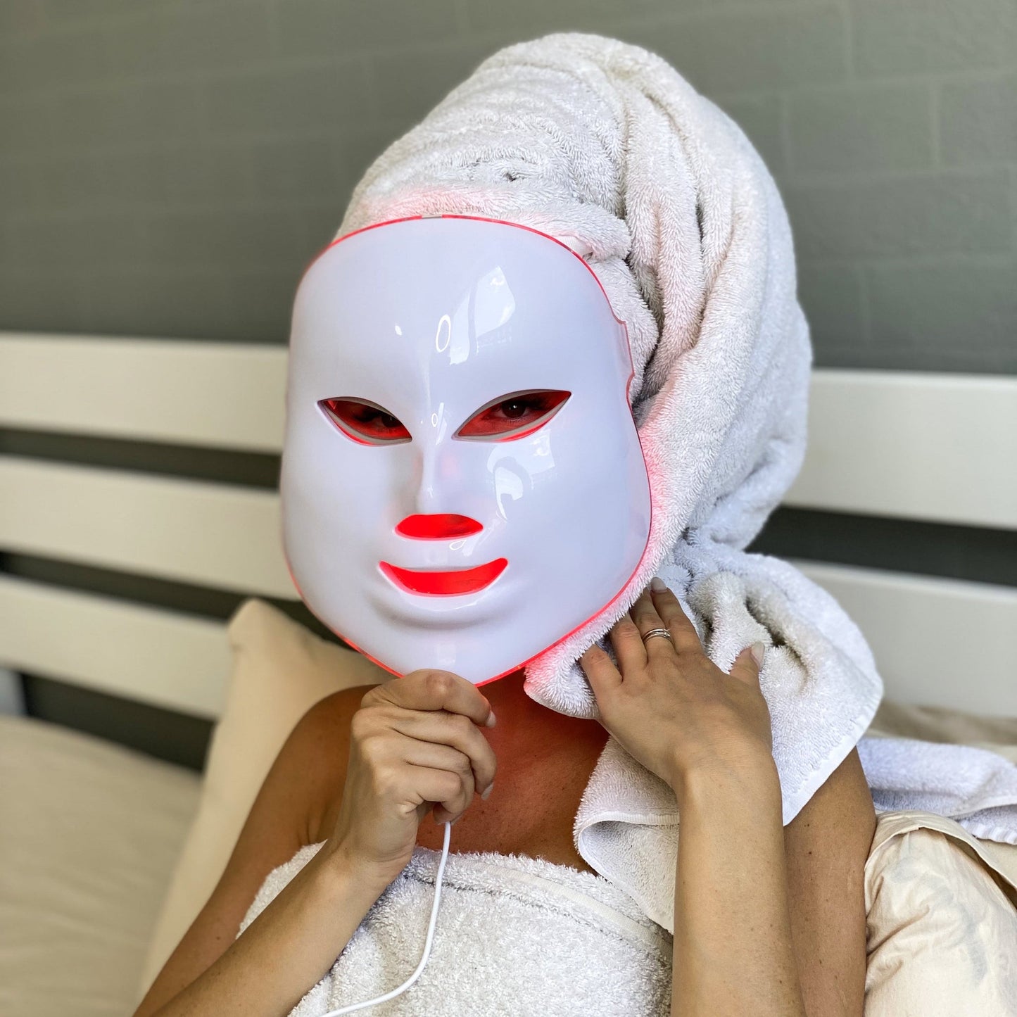 LED Red Light Therapy Mask
